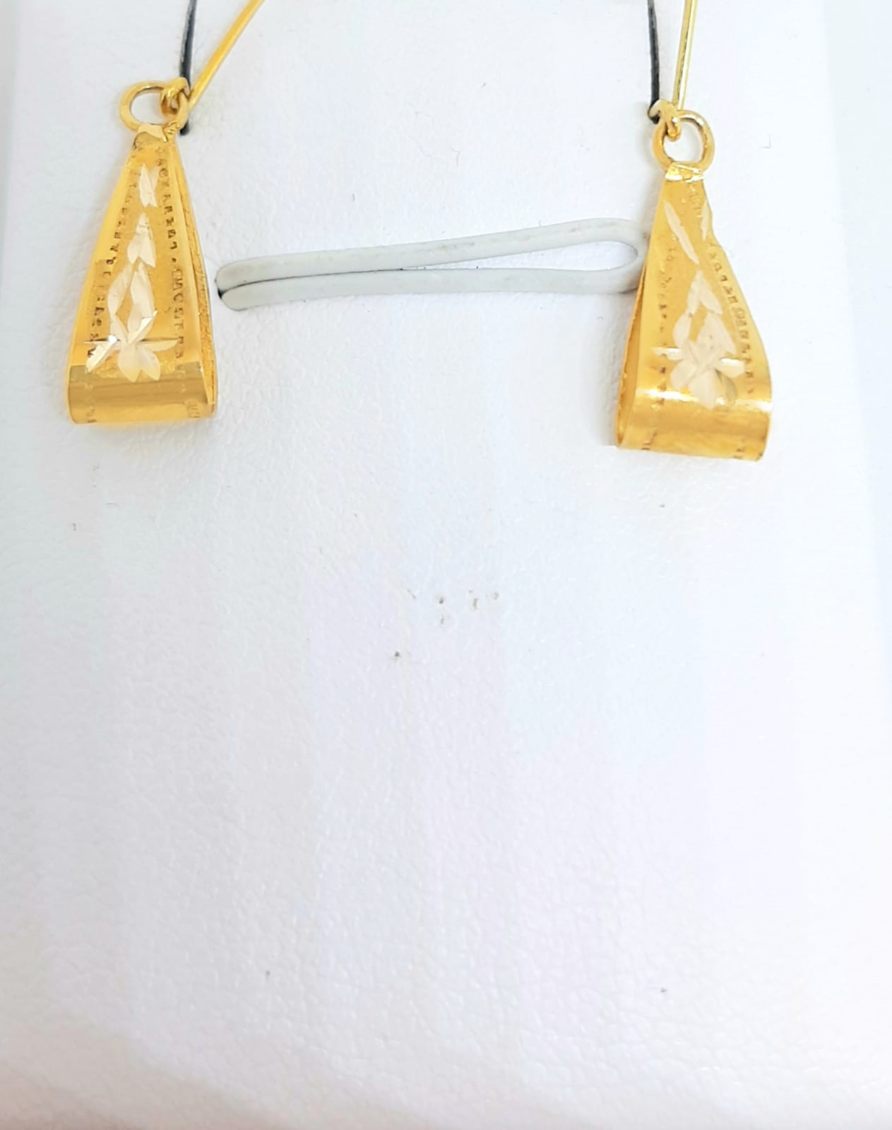 Gold Hanging Earring